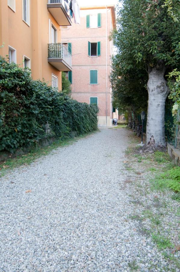 Ferienwohnung Bolognina Pop - Ambrogiohost Bologna Exterior foto